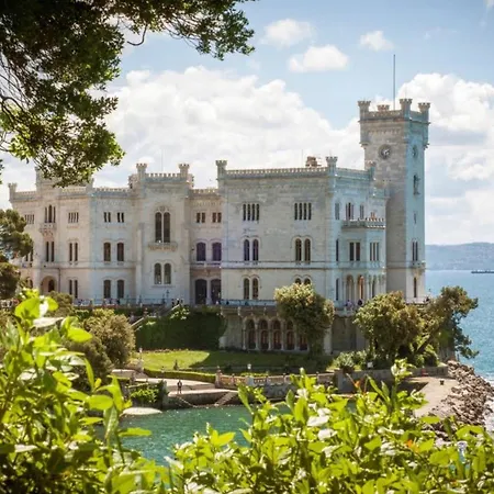 Al Castello Triest